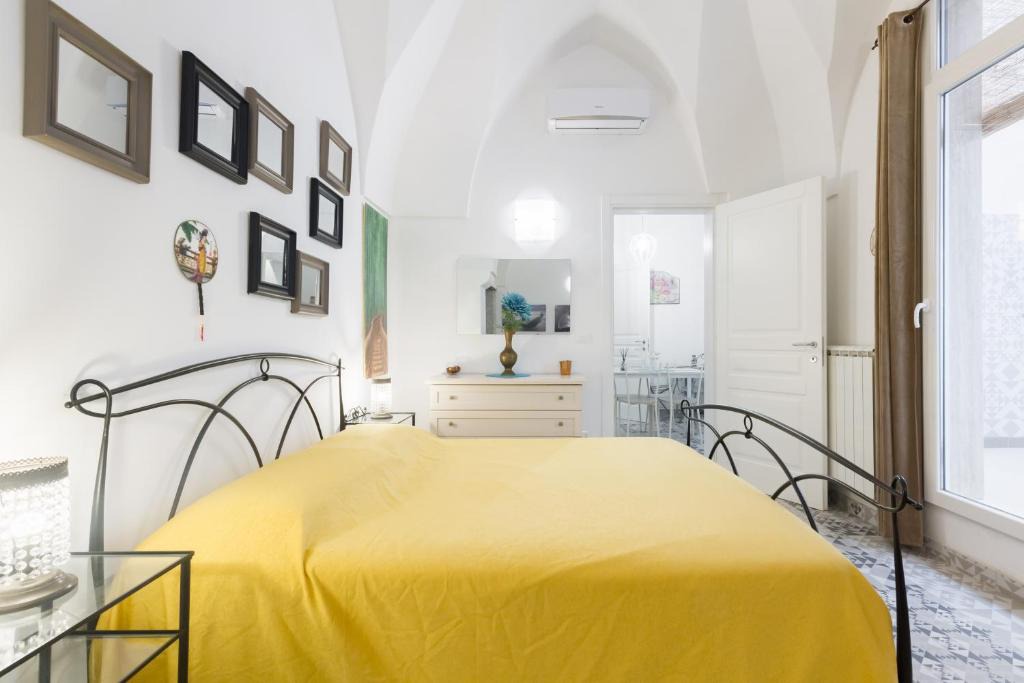 Lecce Apartment | Maison Rudy - by Annet