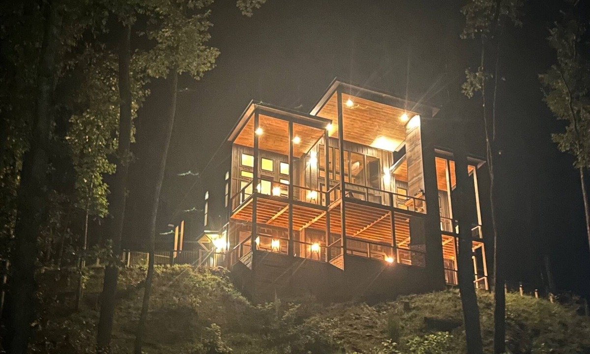 Morganton Cabin | Modern Cabin in Blue Ridge - Summer Availability - Bring Your BOAT !