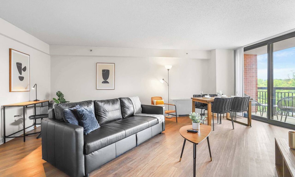 Pentagon City Apartment | Modern Comfort Apt in Pentagon City