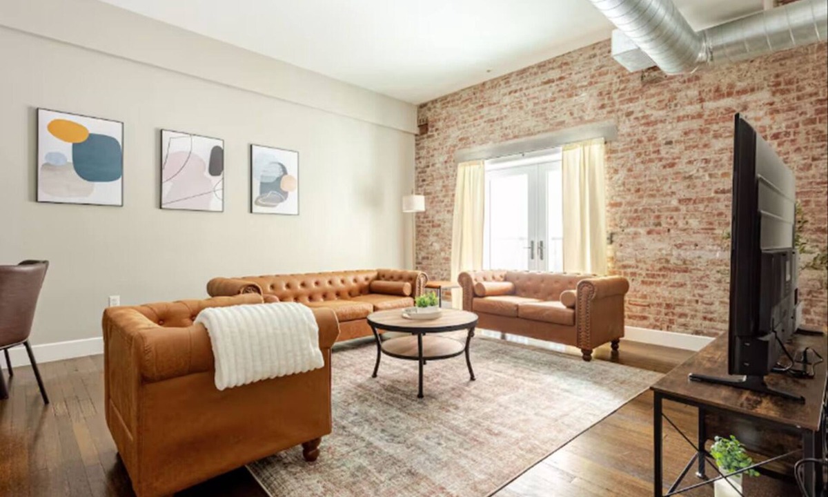 Wholesale District Apartment | Modern Luxury 1BR Downtown Indianapolis Near Convention Center
