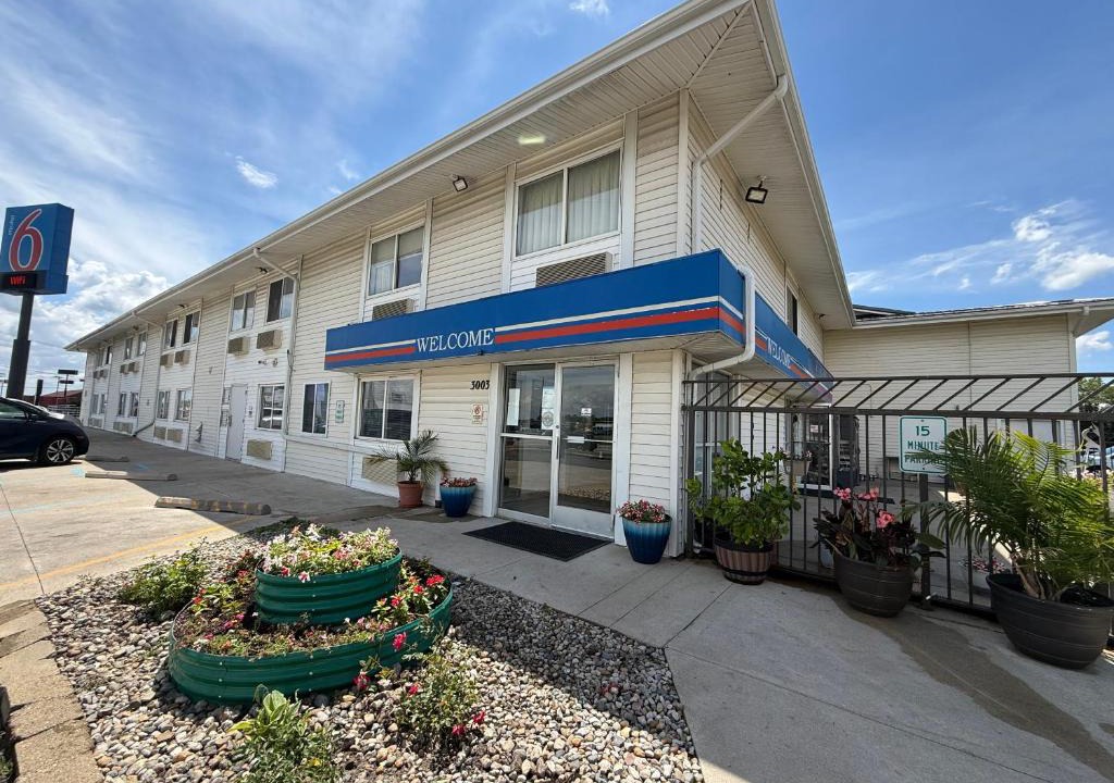 Fort Wayne Hotel | Motel 6-Fort Wayne, IN