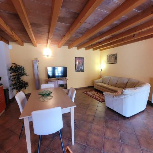 Bossico Apartment | Mountain and Iseo Lake Mountain Lake Iseo Hospitality