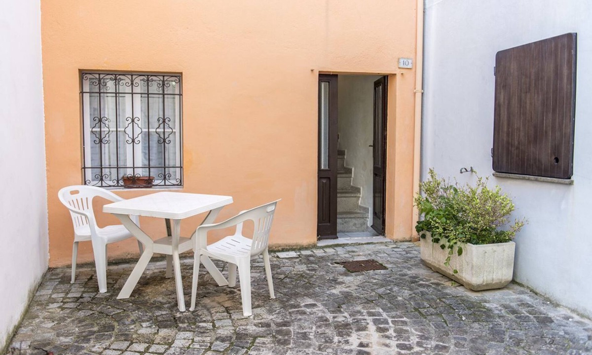 Numana Apartment | N079 - Numana, delightful sky-earth in the historic center