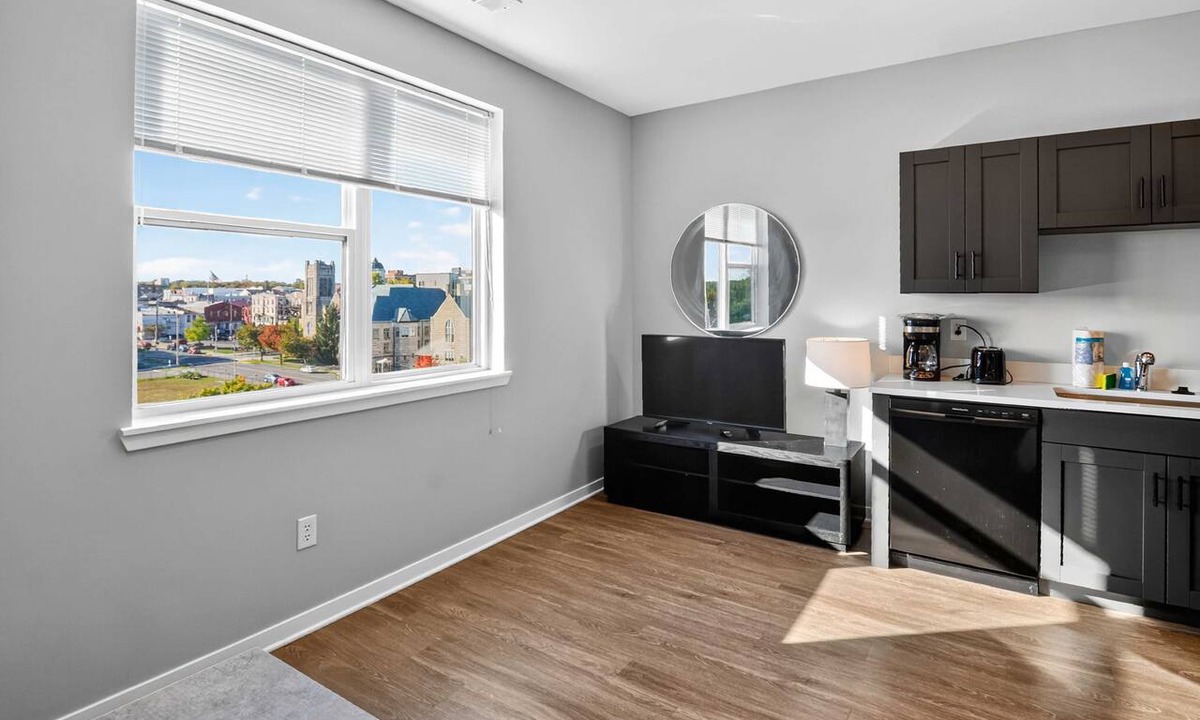 Bloomington Apartment | New Cozy Downtown Studio Near IU & Kirkwood