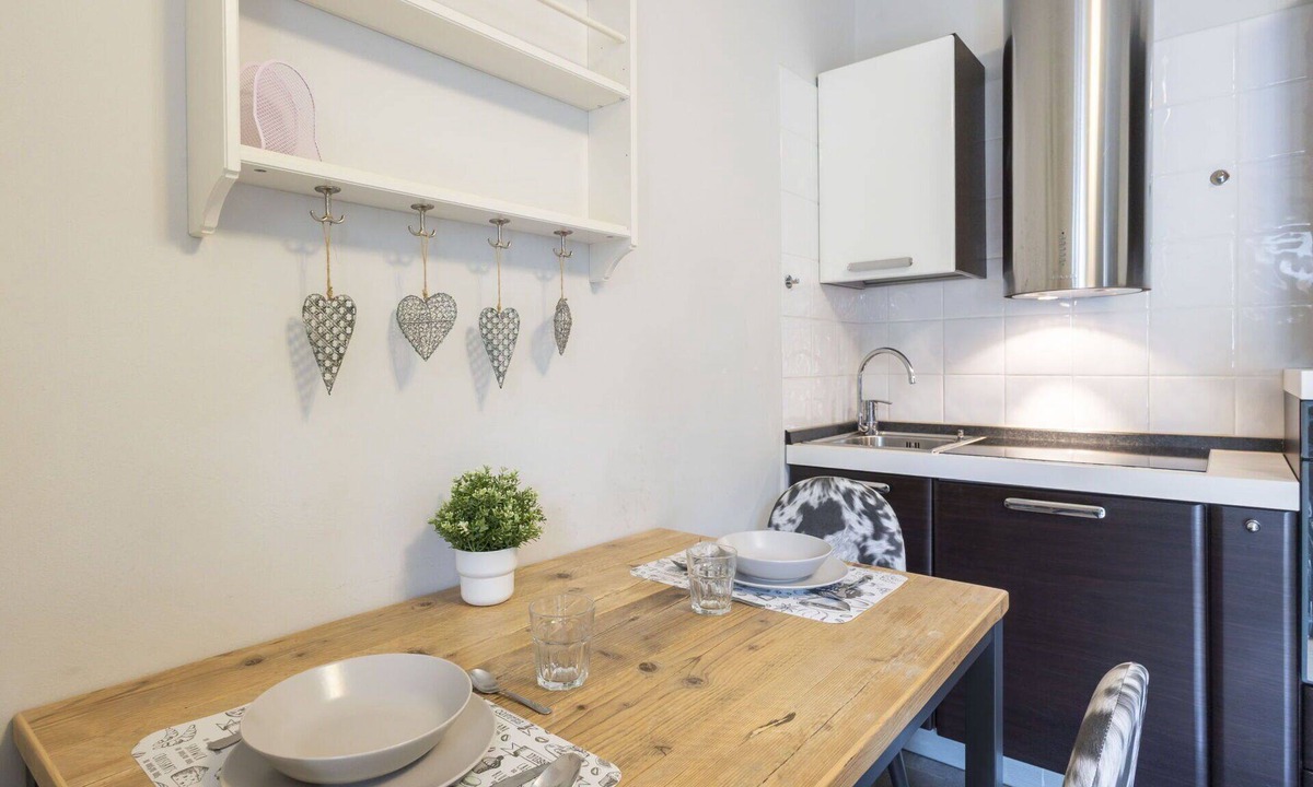 Madesimo Apartment | Nice apartment for 2 guests with WIFI, TV and balcony