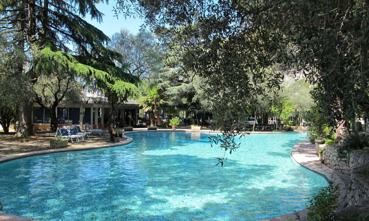 Corno Apartment | Nice apartment for 4 guests with WIFI, A/C, pool, TV and patio