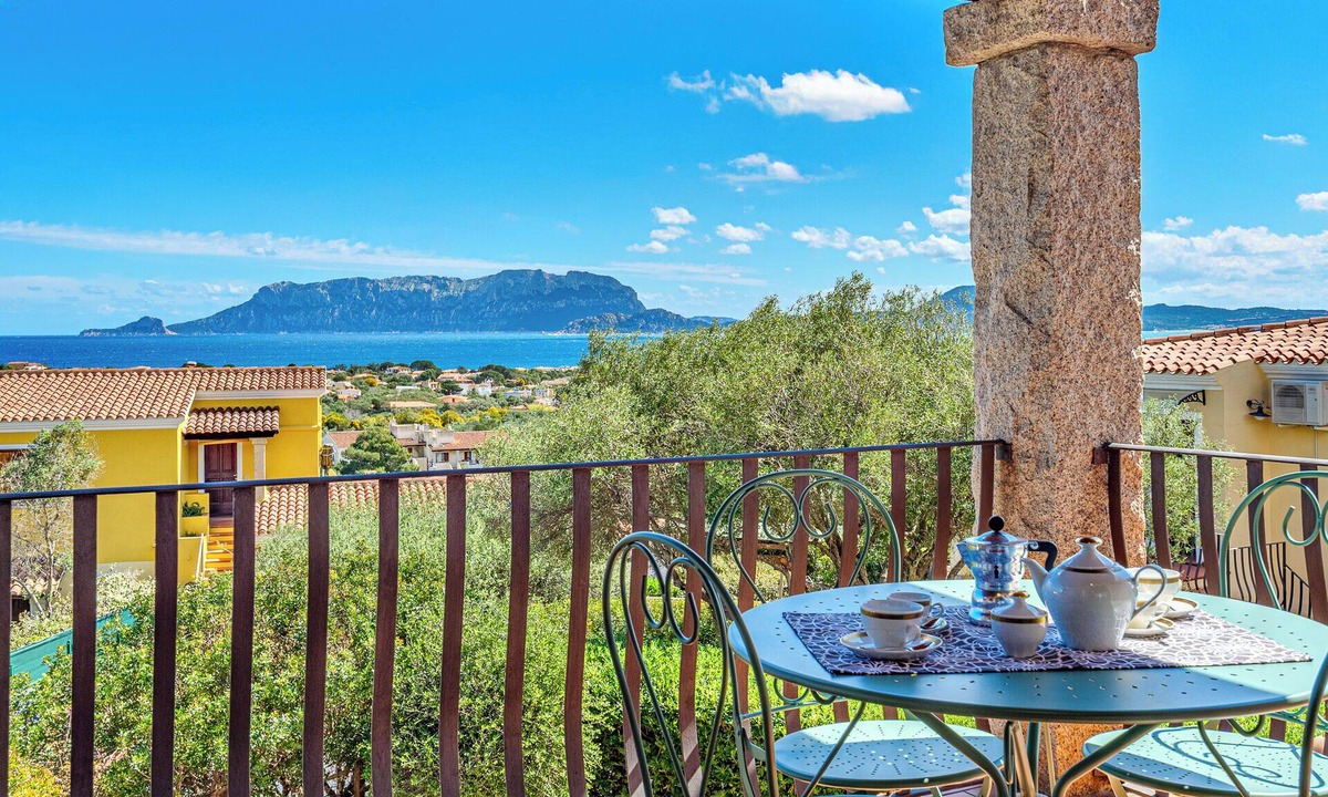 Pittulongu House | Patty's House holiday home with breathtaking views and every comfort