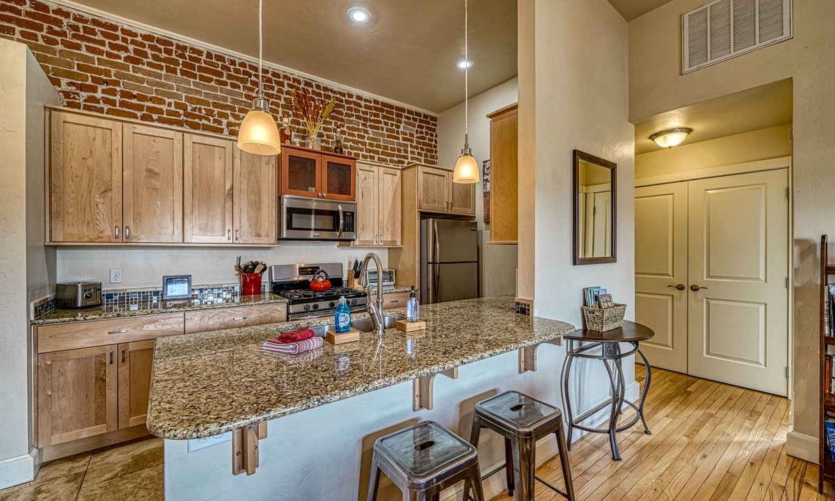 Salida Condo | Perfect Location! The Downtowner- Cozy and Convenient!