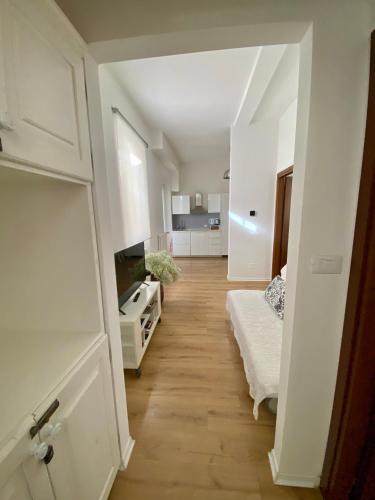 Udine Apartment | [PIAZZA GARIBALDI] ELEGANTI SUITE CON SAUNA