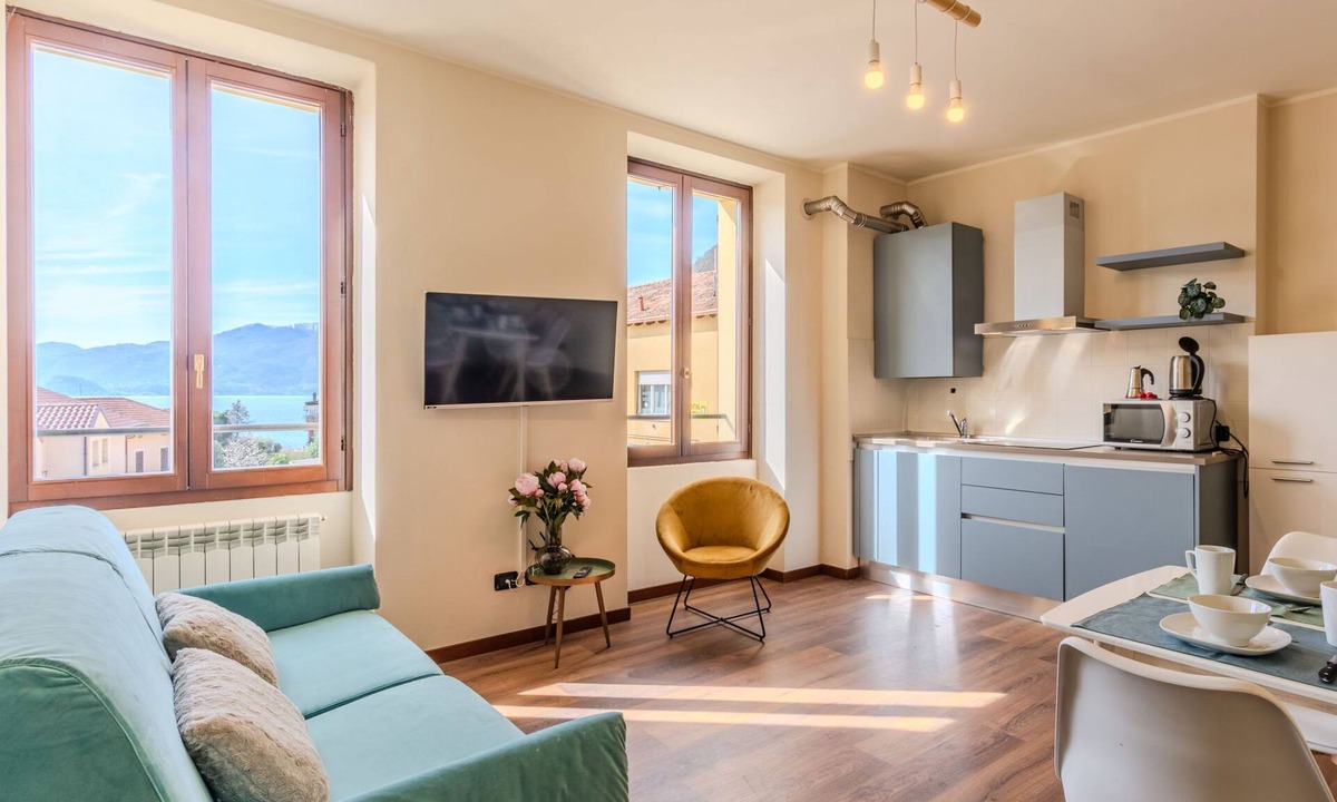 Acquaseria Apartment | Piazza San Giuseppe by Interhome