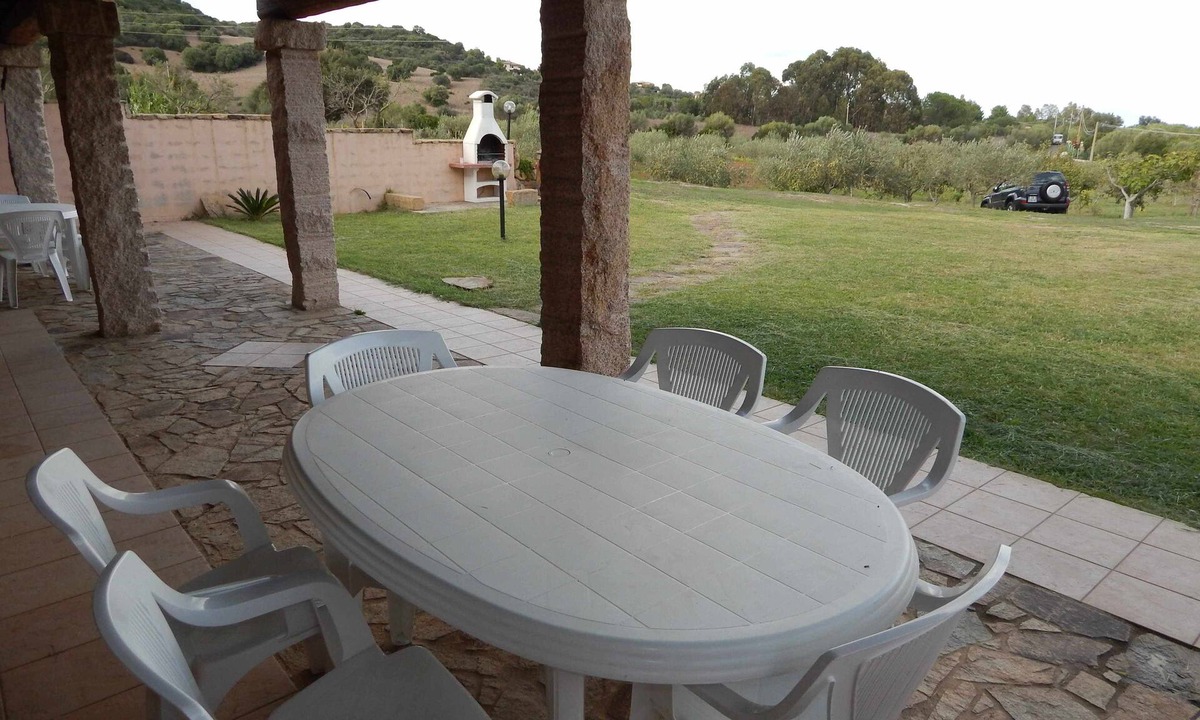 Siniscola House | POMPIA HOUSE 4: vacation home surrounded by greenery