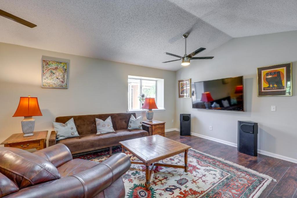 Dolphin's Cove House | Ponte Vedra Beach Family Home: 2 Mi to Beaches!