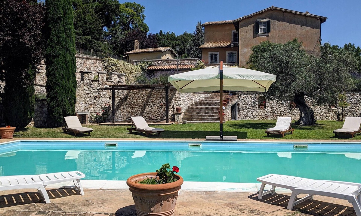 Baiano Villa | Pool and amazing views near Spoleto nestled in the Umbrian countryside.