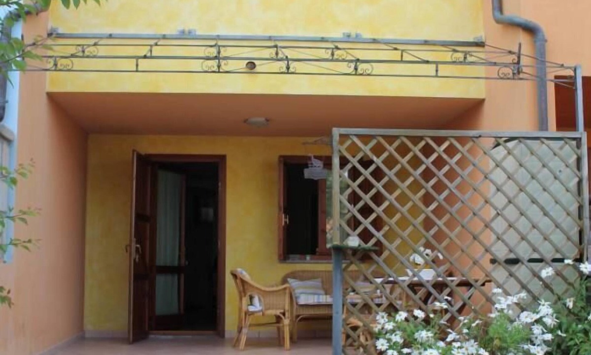 Porto Alabe House | Porto Alabe: At 100 meters from the beach, the cool of the house to relax in the garden