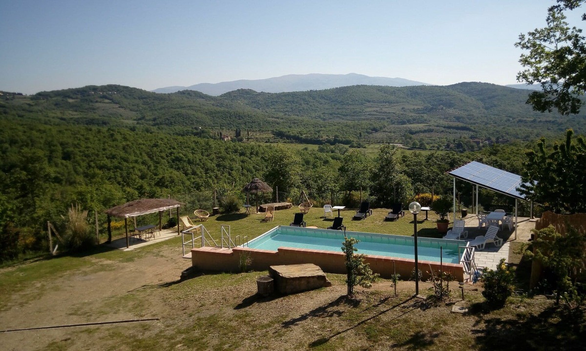 Ponte Buriano Villa | Private Villa with A/C, WIFI, private pool, TV, patio, pets allowed, panoramic view, close to Arezzo