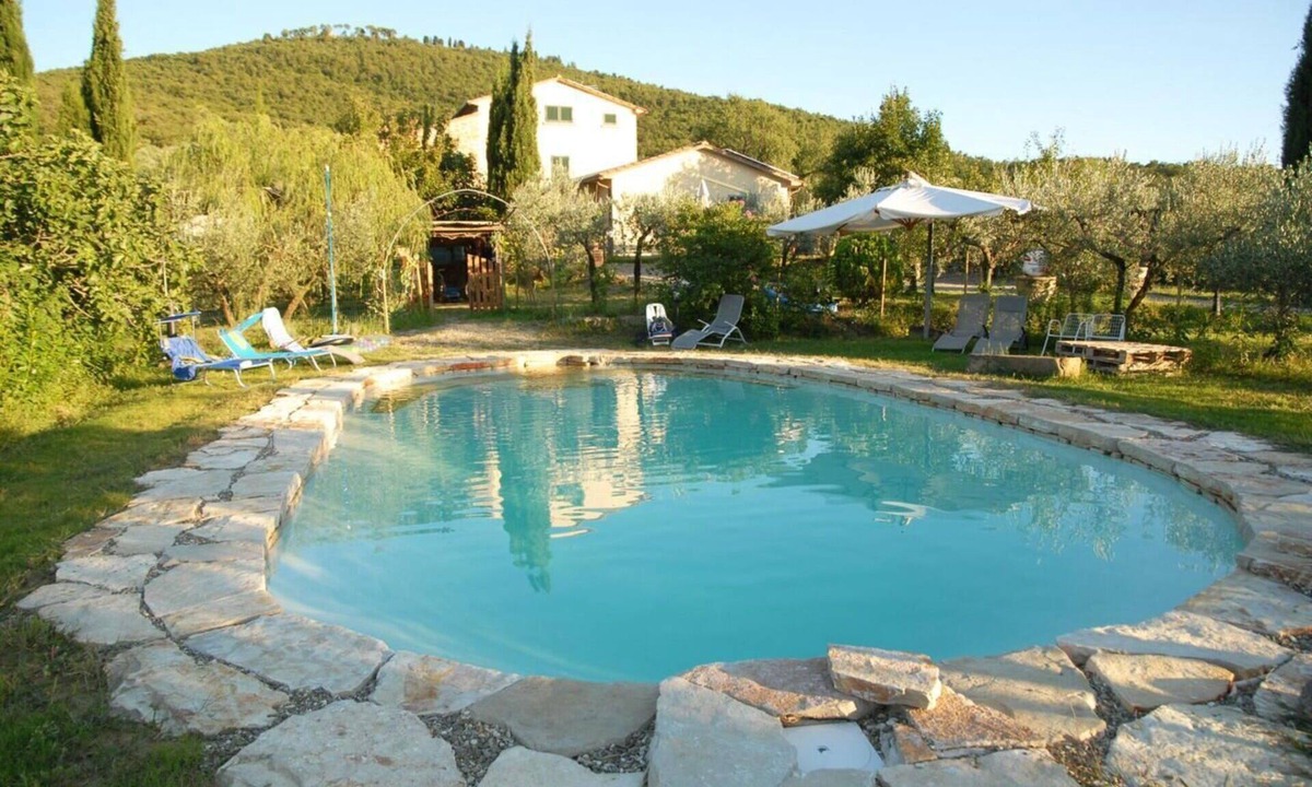 Montalla Villa | Private Villa with WIFI, private pool, TV, veranda, pets allowed, panoramic view, close to Cortona
