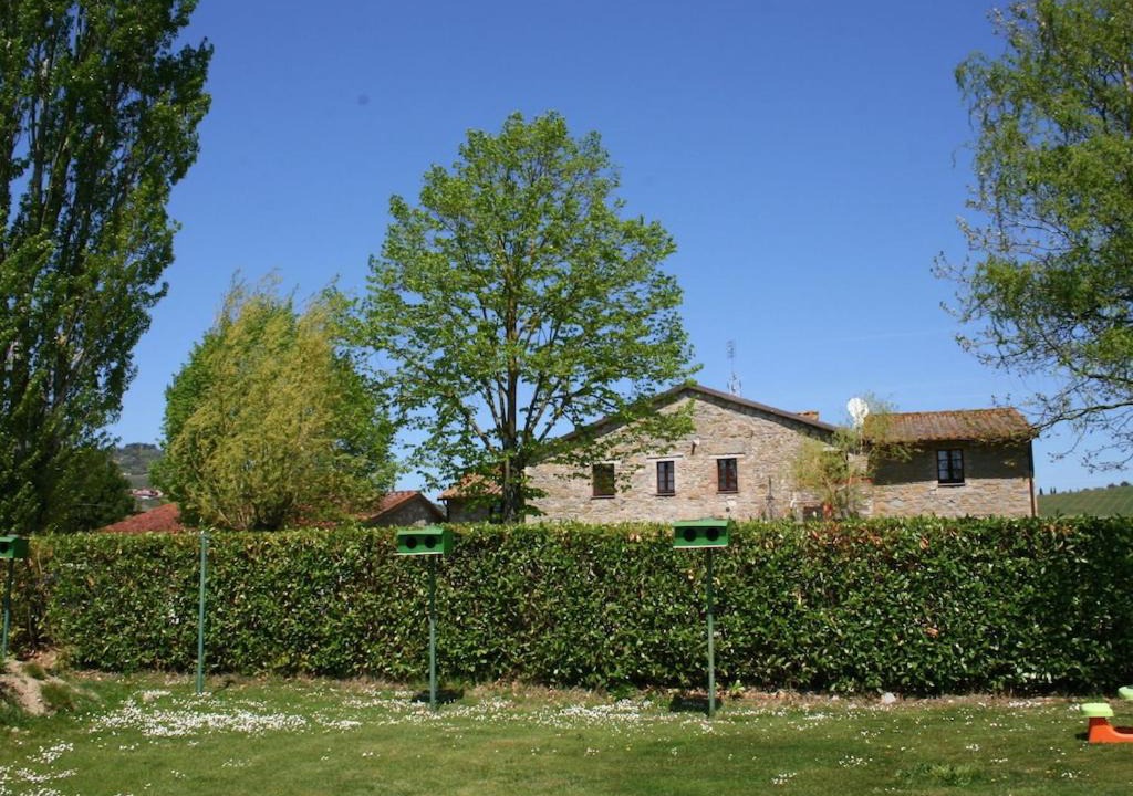 Collesanto House | Quaint Cottage in Magione with Swimming Pool