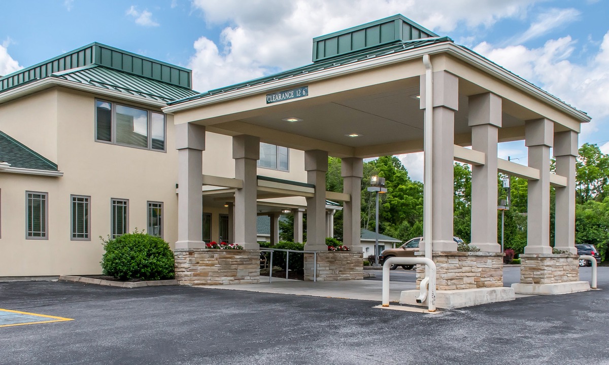 Bedford Hotel | Quality Inn Bedford