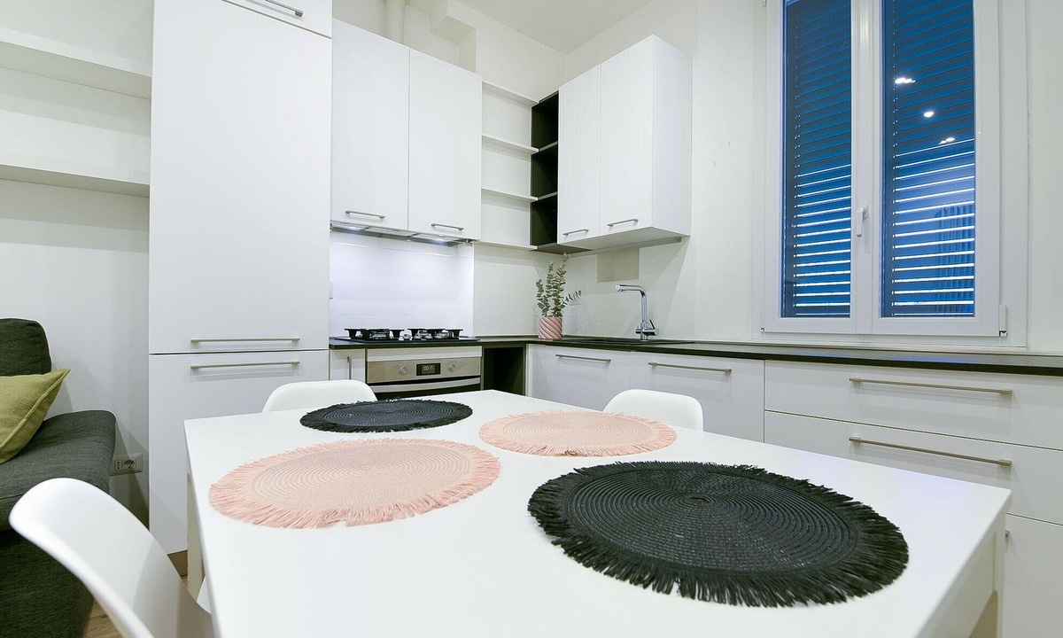 Province of Bologna Apartment | Queen Home Nicolle - One Bedroom Apartment, Sleeps 4