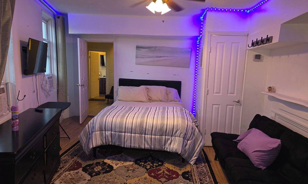Downtown Baltimore Apartment | RELAX WITH YOUR WHOLE FAMILY AT THIS PEACEFUL AND BEAUTIFULPLACE.