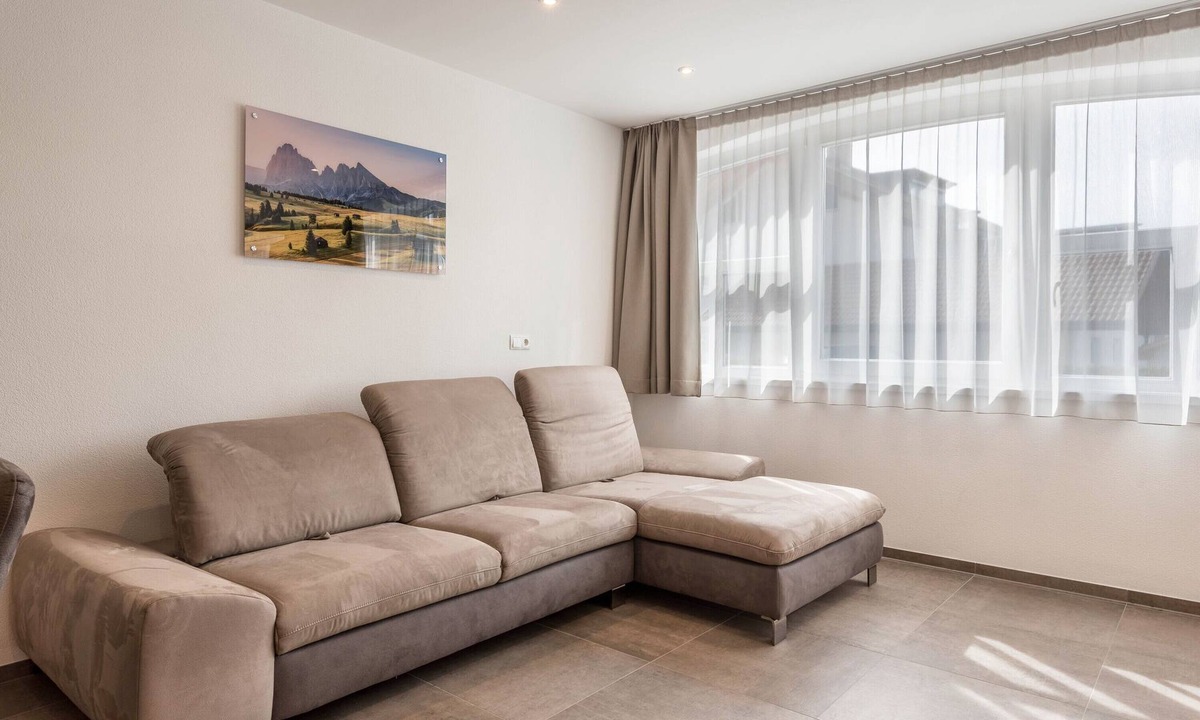 Terento Apartment | 'Residence Diana Apartment 401' with Mountain View & Wi-Fi