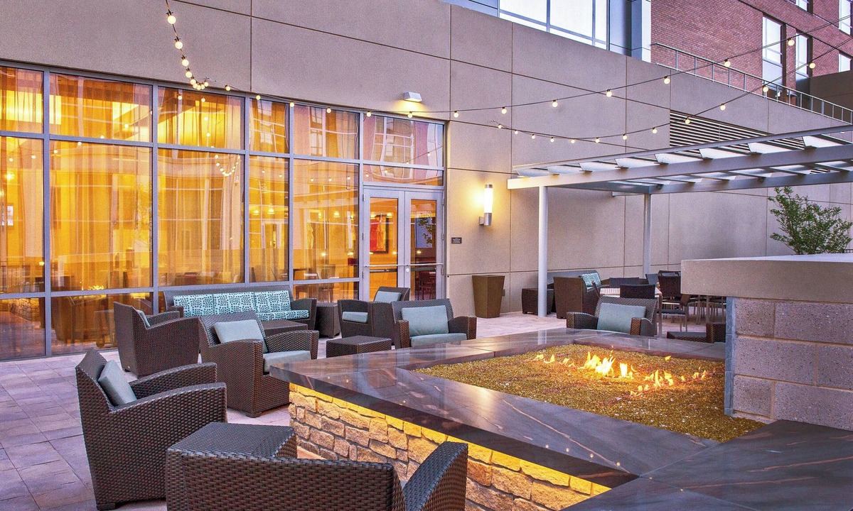 Ashton Heights Hotel | Residence Inn Arlington Ballston