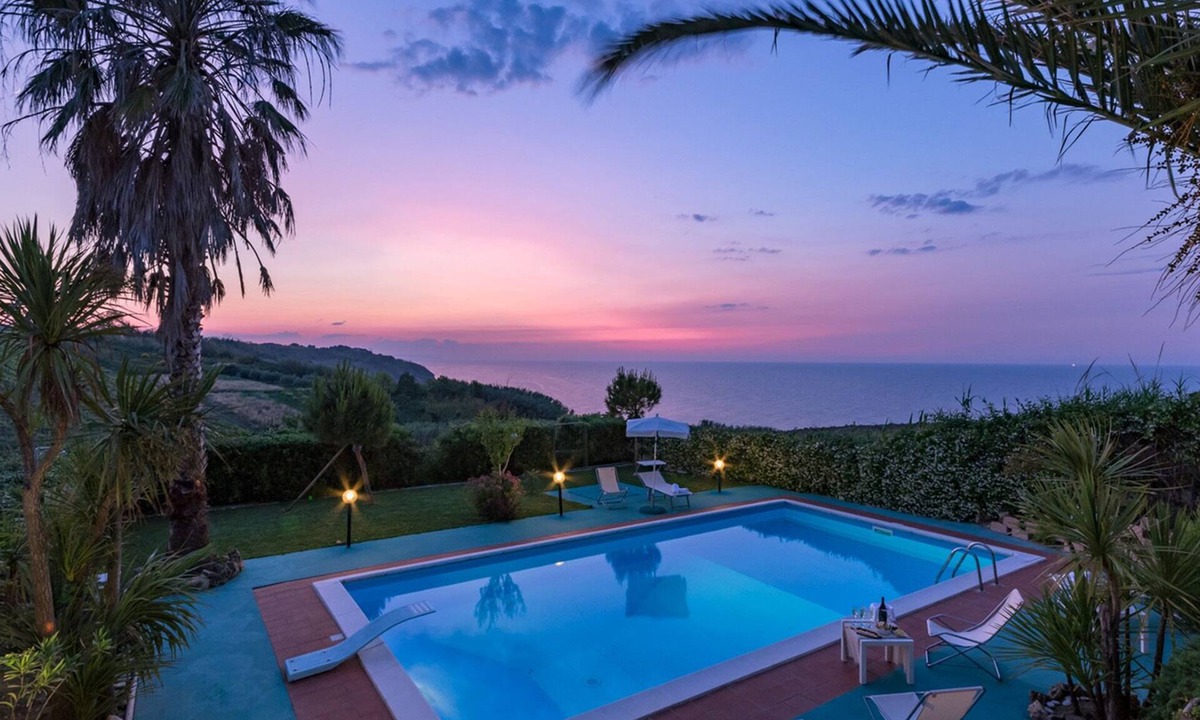 Ortona Villa | Ripari Di Giobbe 6+2, Emma Villas