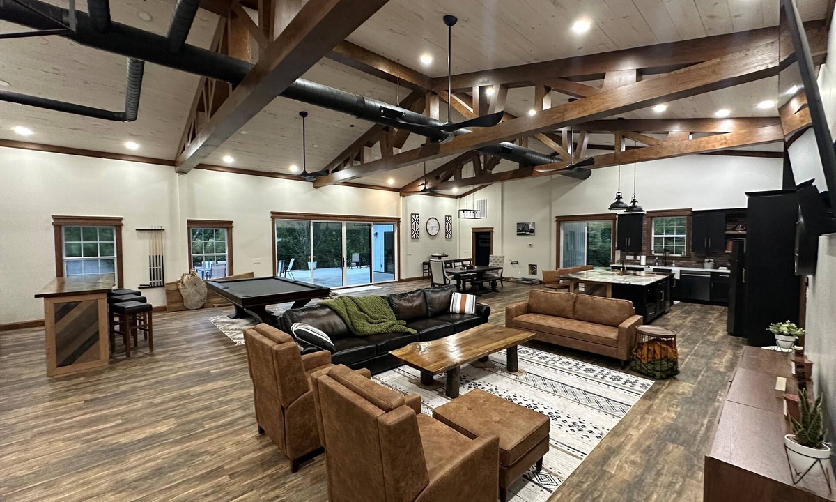 Mills River House | Rippling Waters! 3 BD 2.5 BA Riverfront Home, 8 min. from airport. Sleeps 11.