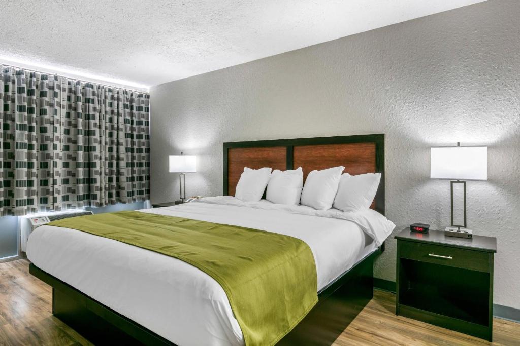 Kingston Springs Hotel | Rodeway Inn Kingston Springs