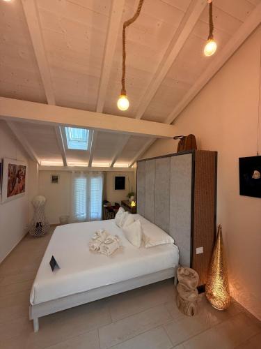 Reggio nell'Emilia House | ROOMS,REGGIO AFFITTACAMERE con Bagno Privato, TV, Clima , Wi-Fi