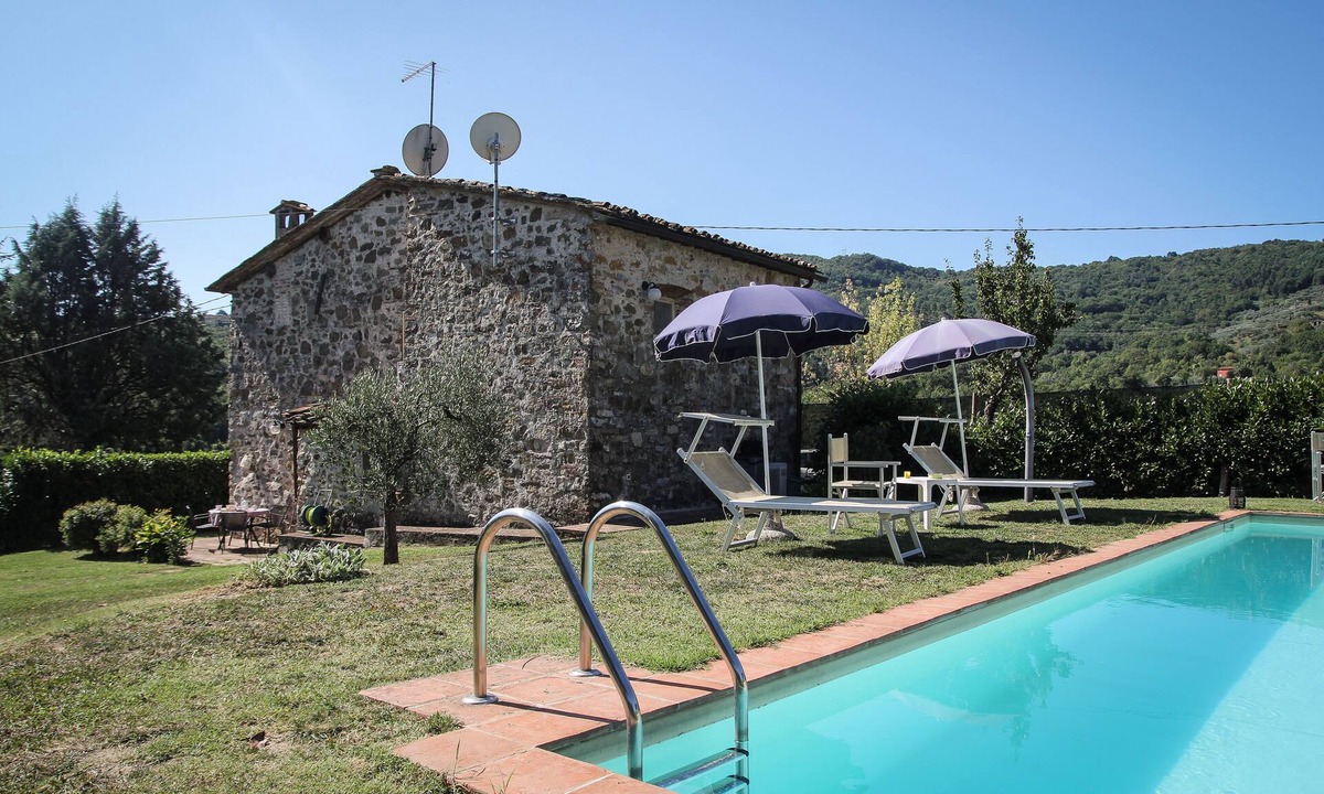 Borgo a Mozzano House | Rustic renovated, with every modern comfort, private pool and garden