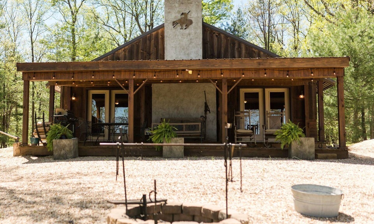 Swoope Cabin | Rustic & Secluded Cabin on 150-Acre Horse Ranch in the Shenandoah Valley.