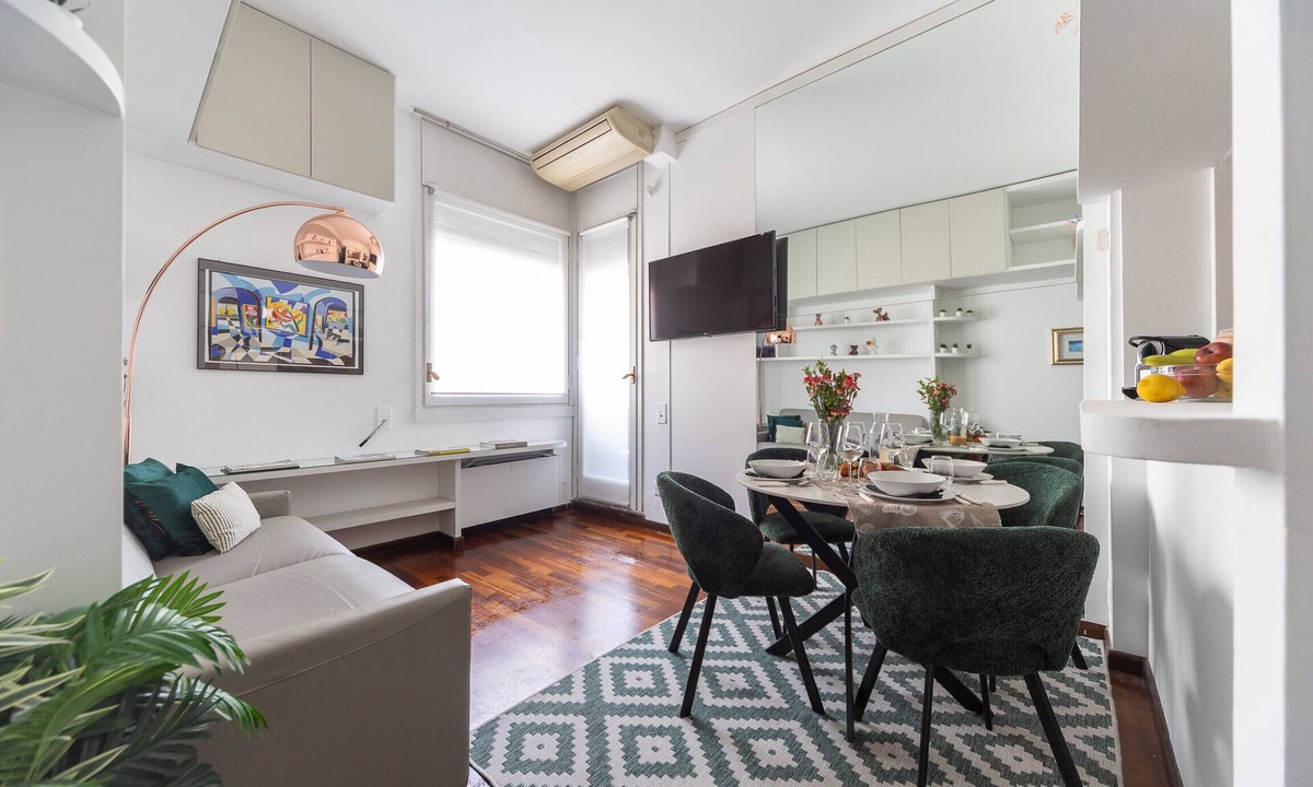 San Marco Apartment | S. Marco - Bright & Central 1BDR with Balcony in Brera