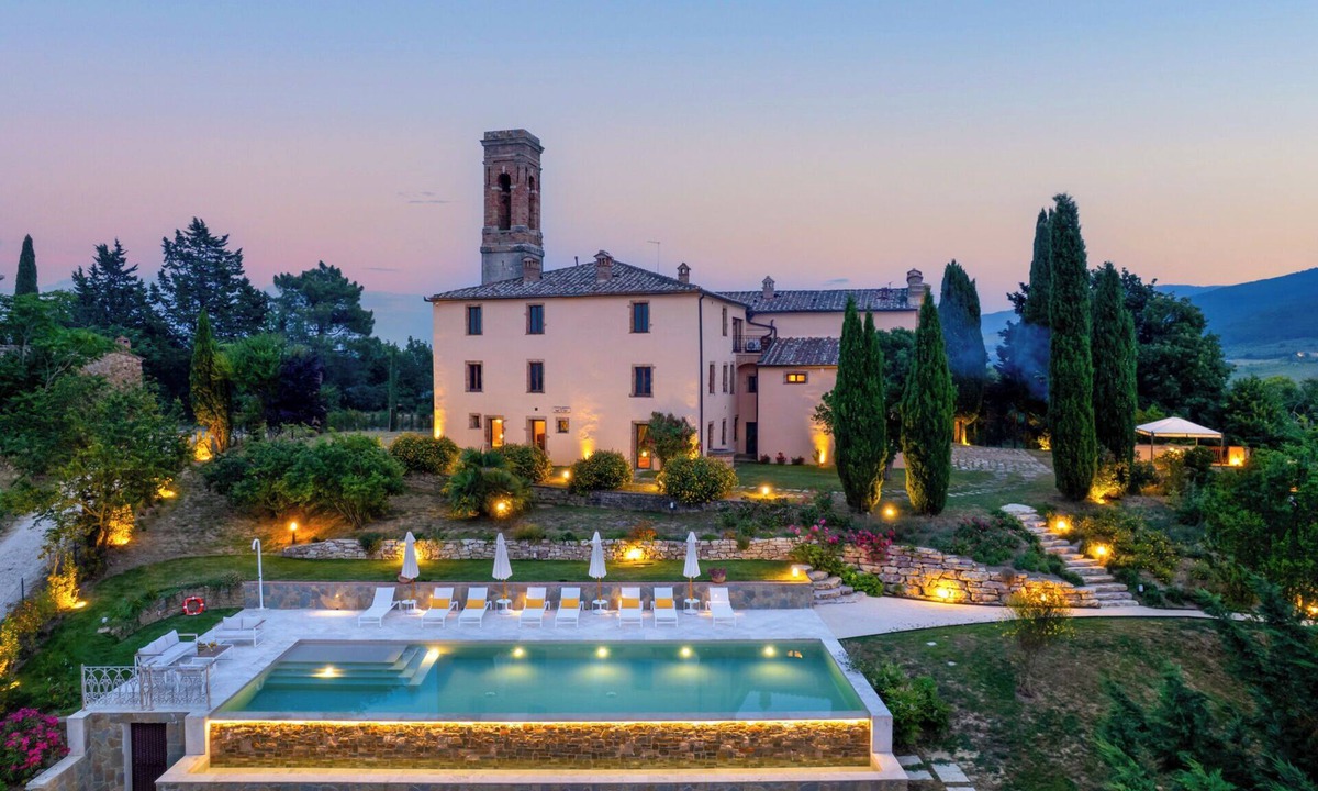 Radicondoli Villa | San Lorenzo a Montalbano: A Timeless Tuscan Retreat