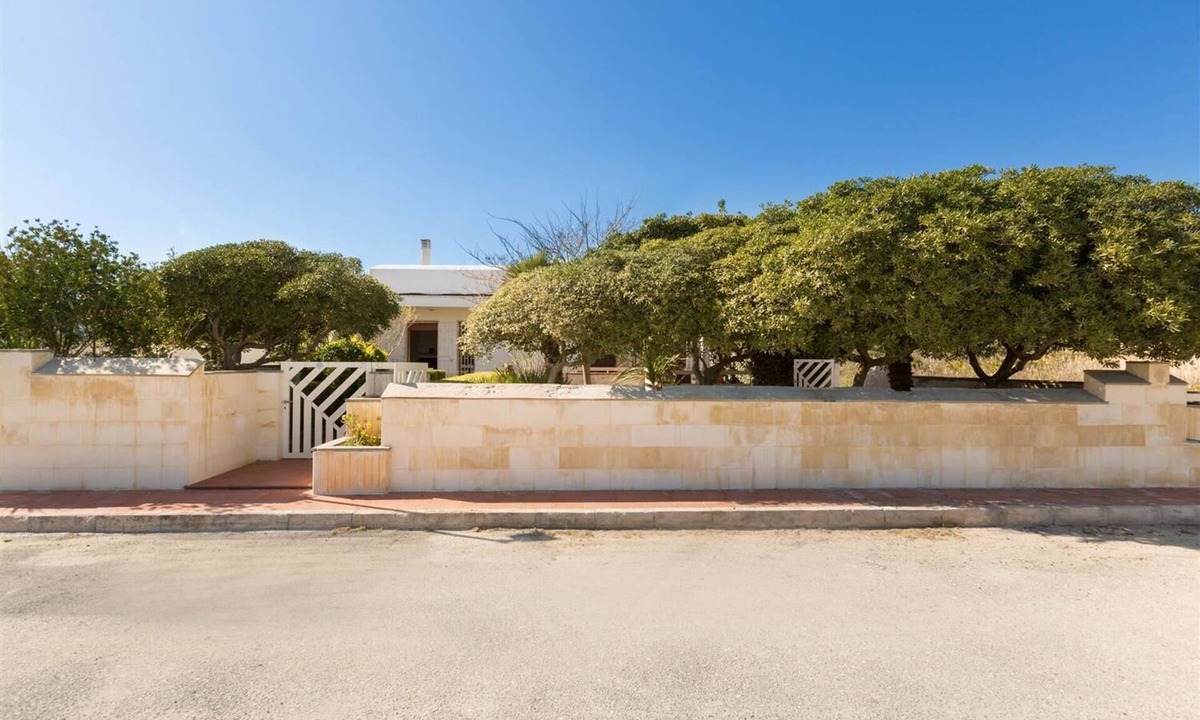 Punta Prosciutto House | Serra degli Angeli by BarbarHouse