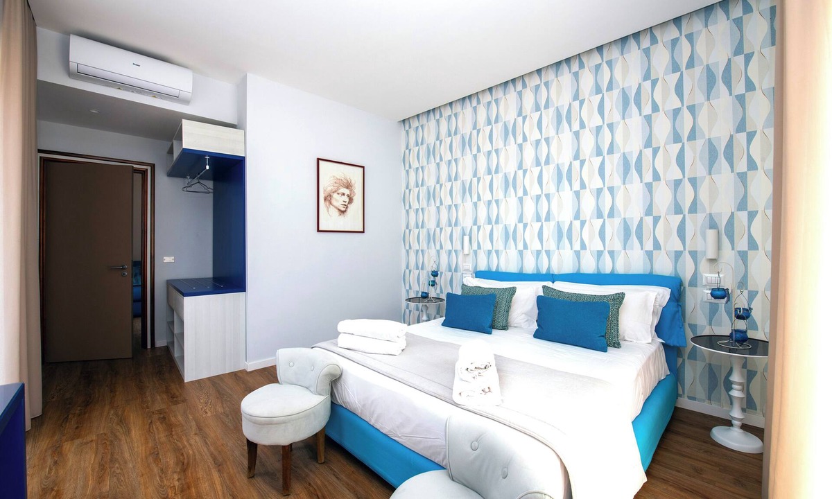 Castellammare di Stabia Apartment | Shabby Chic sea view apartment