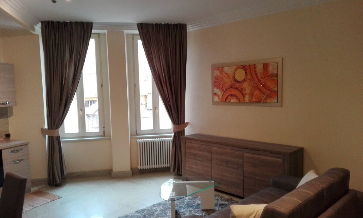 Rione III Colonna Apartment | Sistina House near Spanish Steps