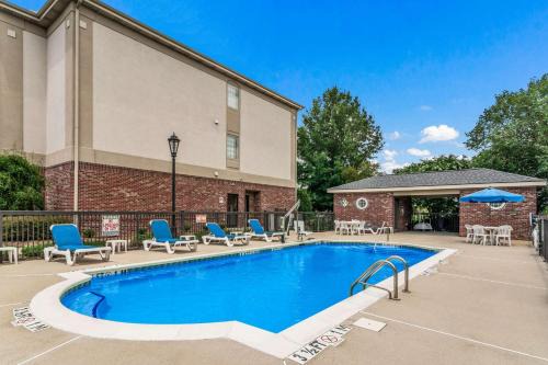 Smithfield Hotel | Sleep Inn & Suites Smithfield near I-95