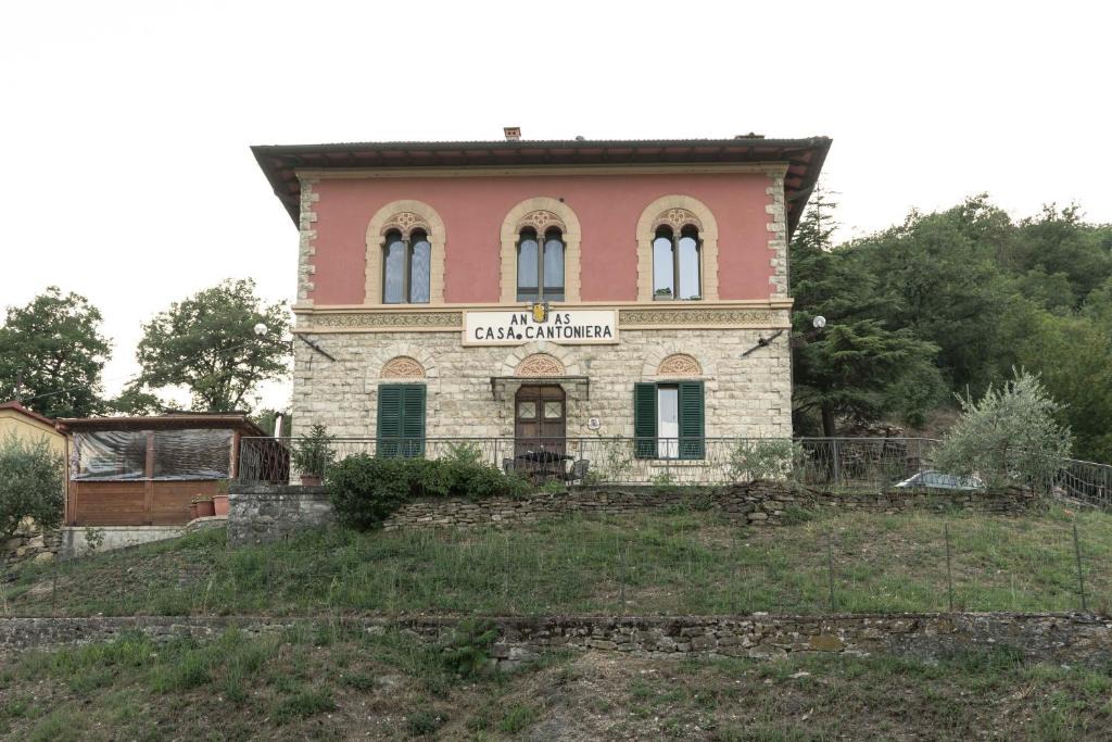 San Piero a Sieve House | Sosta alla Cantoniera