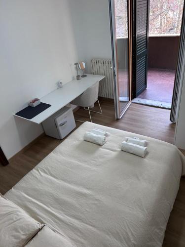 Oltrestazione House | STANZA PRIVATA Rho Fiera San Siro Milano