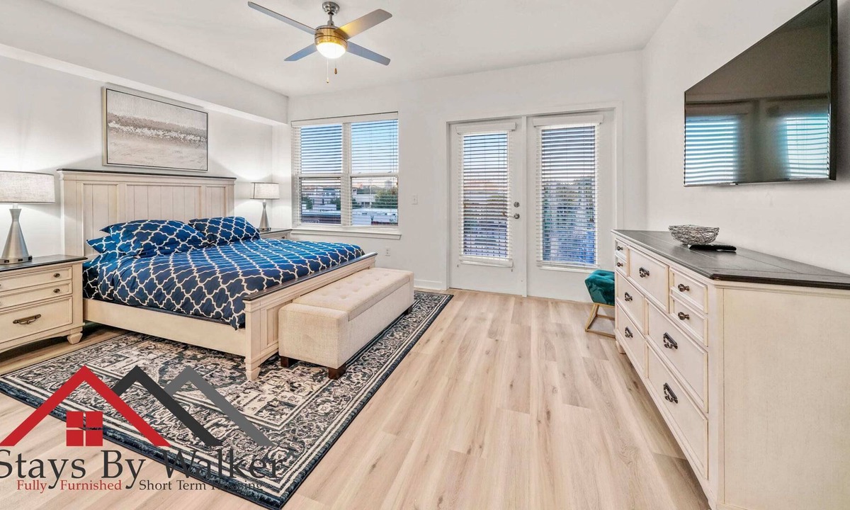 Cherry Condo | StaysByWalker Midtown Studio - Prime Location!