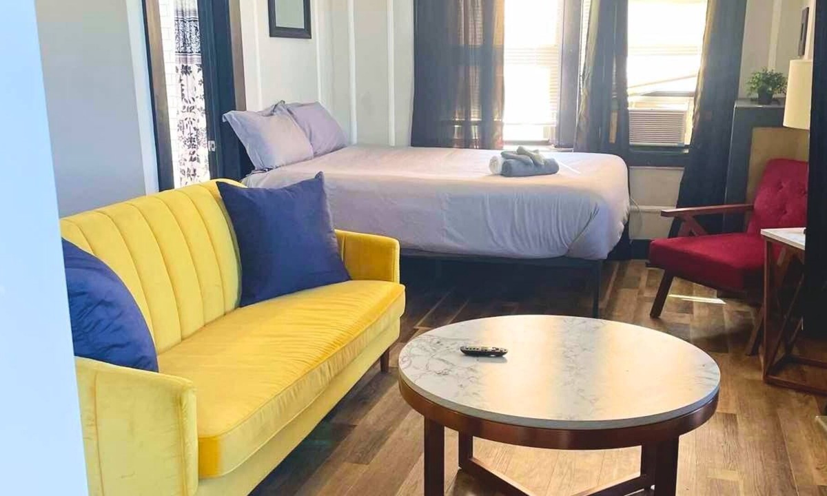 Shaw Apartment | Studio Free Parking + W&D | Near Soulard, STL Zoo