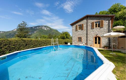 Borgo a Mozzano Apartment | Stunning Apartment In Borgo A Mozzano