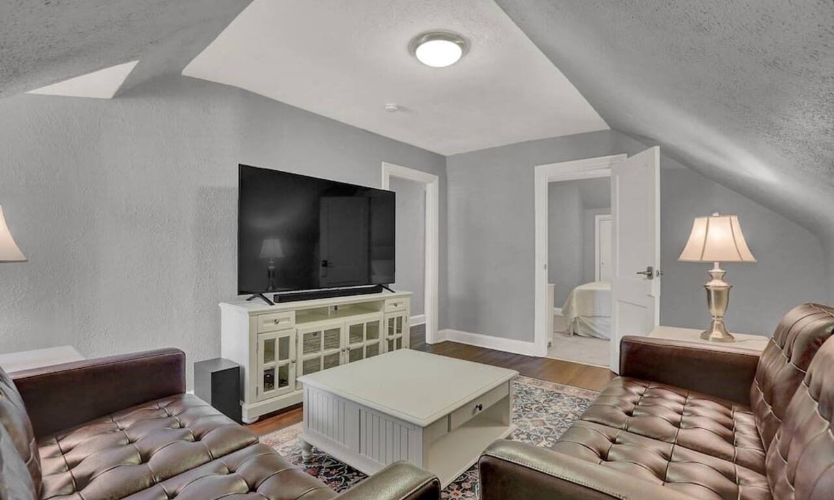 Harrisburg Apartment | Suites on Seneca - Gorgeous One Bedroom Apartment