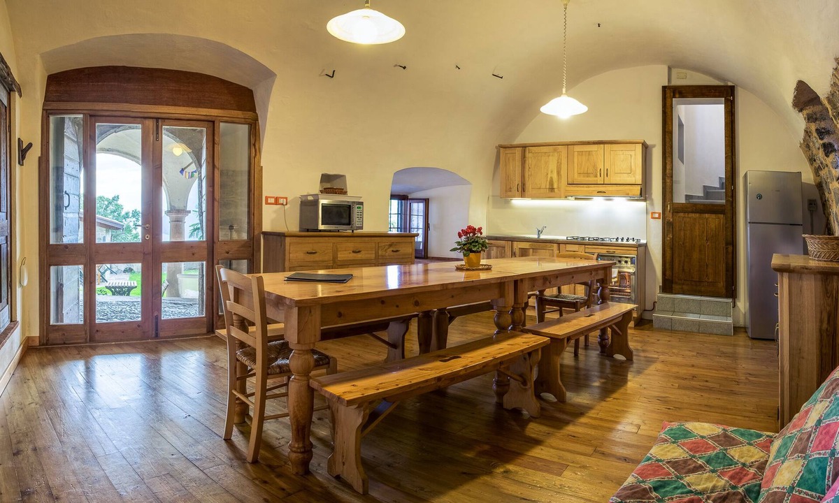 Zorzino Apartment | Sun, history and views of Lake Iseo
