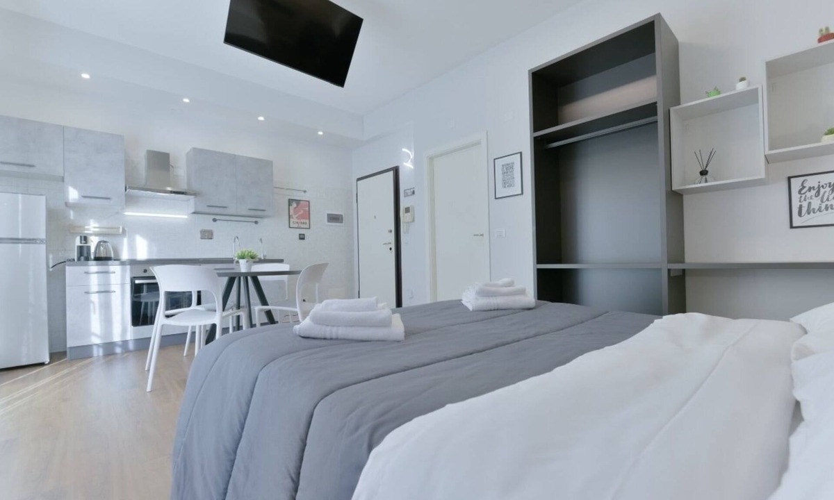 Bolognina Apartment | Taron House Bologna [station-center-fiera]