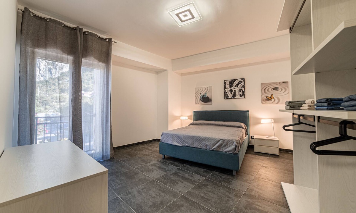 Addaura Apartment | The abodes of the zodiac-Dimora del Toro APARTMENT 6/7 SLEEPS