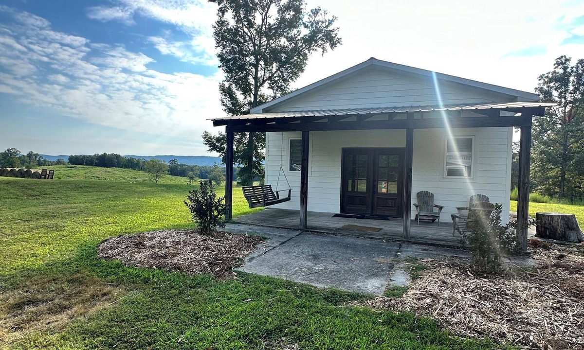 Rock Spring House | THE BUNK HOUSE