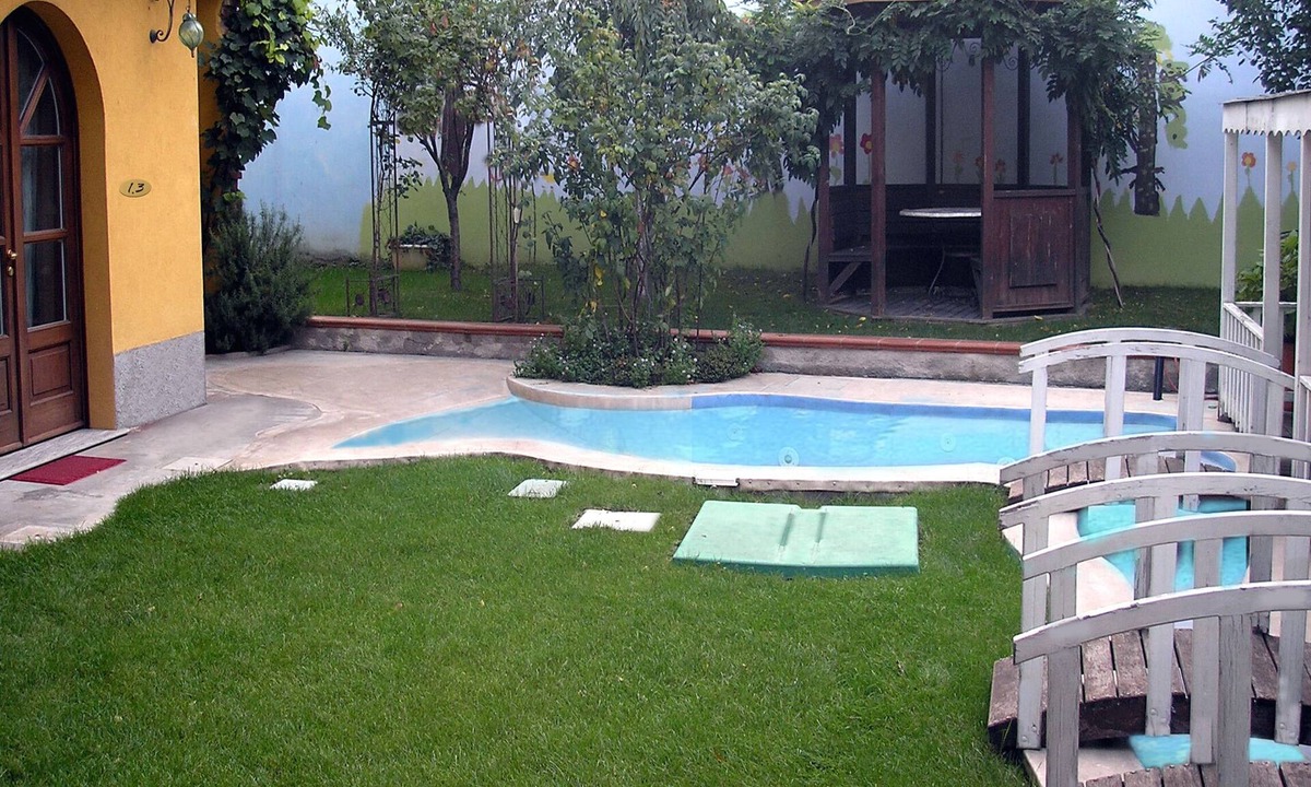 Legnano House | the fairytale courtyard apartment