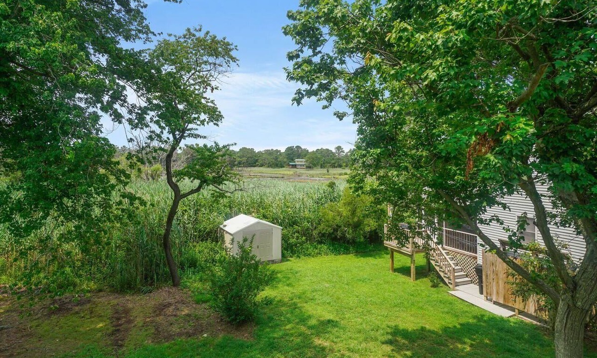 Deep Hole House | Tranquility | New Build, Sleeps 11, Fire Pit, Cornhole + Pet Friendly